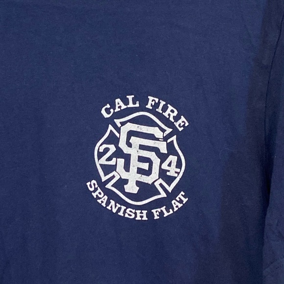 Spanish Flat Cal Fire & Rescue Navy No Way I’m Going Anywhere Men’s L T-Shirt - Picture 3 of 5